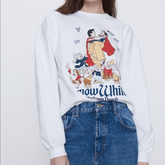 Zara Snow White Disney Sweatshirt - Picture 5 of 11